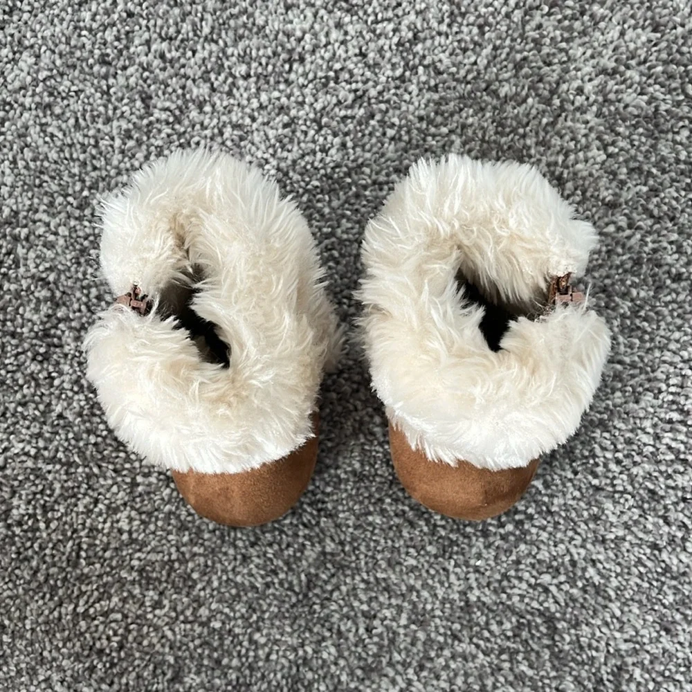 Michael Kors Infant Girl Grace Booties Size 1